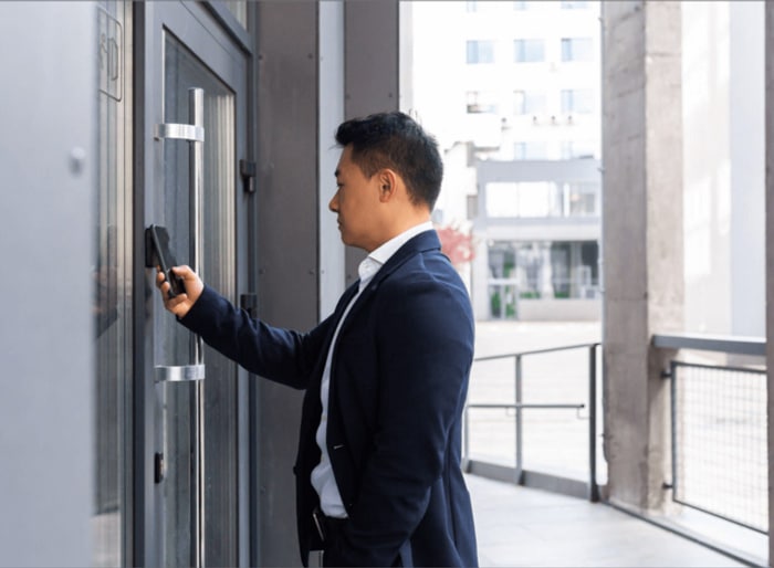 افزایش امنیت درب اتوماتیک